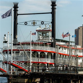 The Great Steamboat Race and River Hop